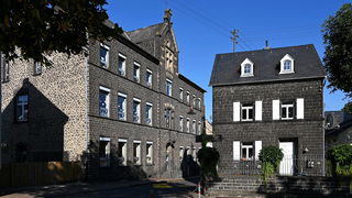 2000074138.jpg Thumbnail